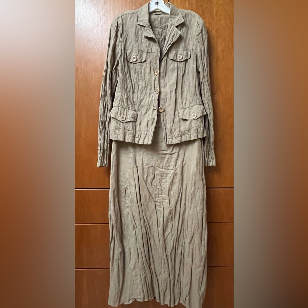 HIRSCH Women’s Skirt and Jacket (listed separately)